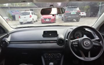 Rent Mazda 2 9 กพ 2609 กทม ปี 2020 (Cnx 506) (via รันเวย์ เชียงใหม่)