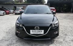 Mazda 3 (5 กร 2976 กทม) ปี 2016 (via รันเวย์ สมุย)